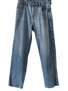 AE Strigid LowRise Ex-Boyfriend Jean- Color Fresh Bright/faded blue NWOT